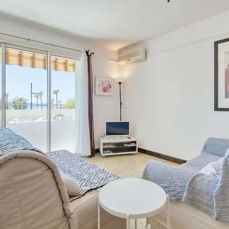 Les Lones Vue Mer Apartment
